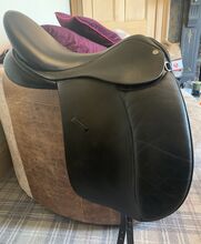 GFS Fieldhouse Pro Extra Dressage saddle. 17” M/W (31) Black GFS ( Fieldhouse) Pro extra