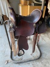 16” Tucker High Plains western saddle Tucker High Plains