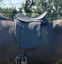 Freizeit & Allroundsattel kurz + breit, Versand auf Probe, Isländer Haflinger Tinker Freizeitpferde Jeremy Rudge G5 mit Ponybaum