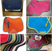 *WANTED* coloured premier Equine saddle pads GP/JUMP Premier equine 
