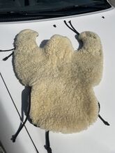 Sitzauflagen für Barefoot®   aus echtem Schaffell Christ