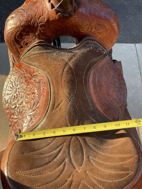 14’ Western Saddle (unbranded), Unbranded, Isabella Phelps, Westernsattel, isanti, Abbildung 13