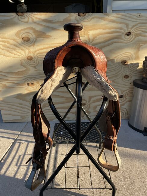 14’ Western Saddle (unbranded), Unbranded, Isabella Phelps, Westernsattel, isanti, Abbildung 10