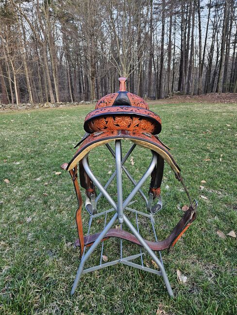 15" Alamo FQHB wide, Alamo Barrel saddle custom, Kristen, Western Saddle, Chester, Image 3