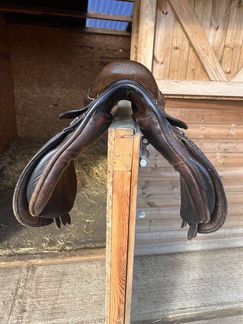15” Barnsby brown pony saddle, Barnsby, Nikki sawyer, All Purpose Saddle, Ipswich, Image 2