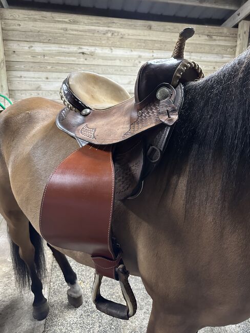 15” Barrel Racing saddle, No name, Ashley, Western Saddle, Fort pierce