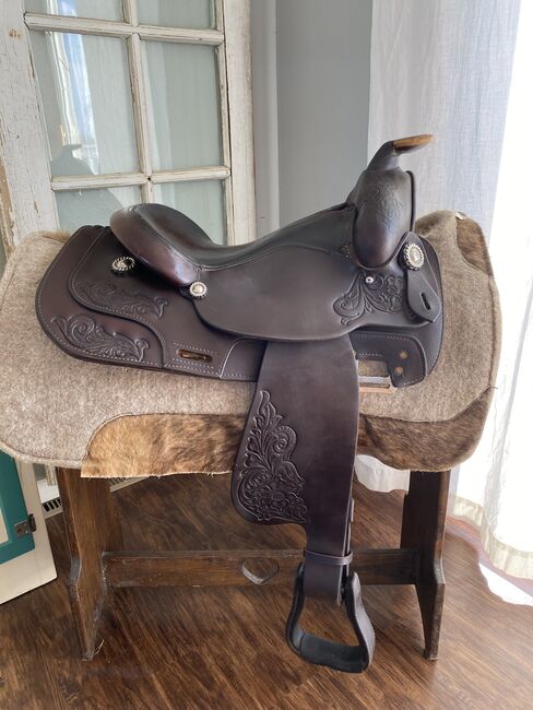 15” Circle Y Park & Trail Western Saddle w/ Leather Tooling!, Circle Y Park and Trail, Kara, Western Saddle, Foley, Image 3