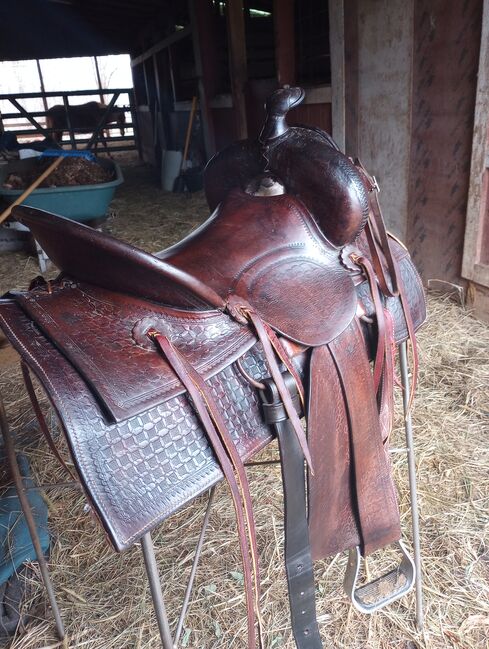 15" old timers ranch saddle, Unknown, Casidie Rose, Westernsattel, Nebo