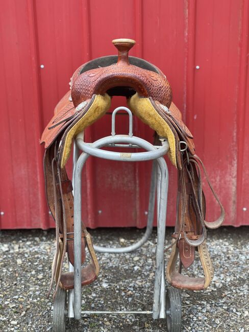 15in Ranch Saddle, Cowboy Classic Saddlery, Beth, Western Saddle, Primm Springs, Image 4