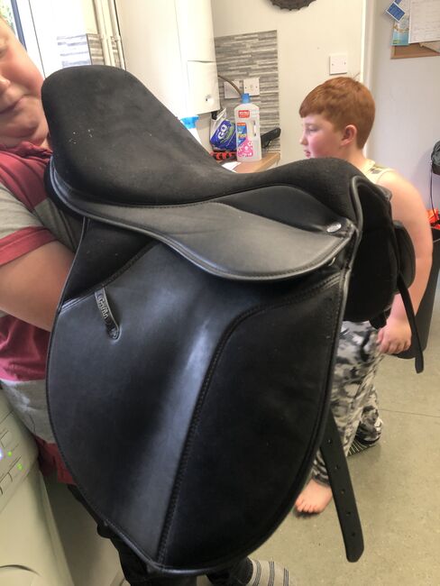 16.5” griffin saddle, Griffin, Tanya vallis, All Purpose Saddle, Southampton, Image 8