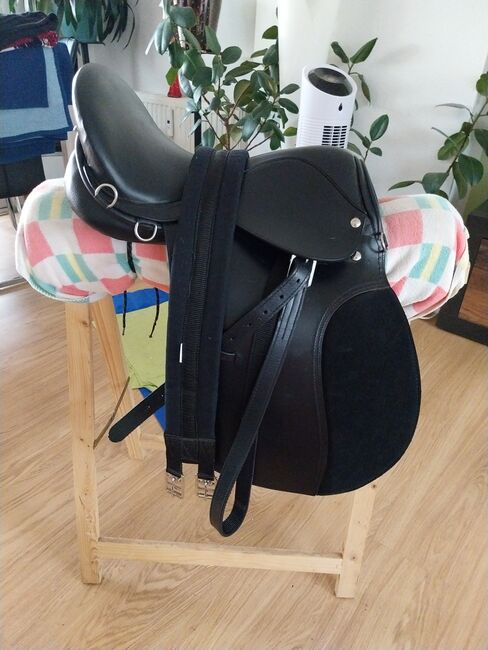 16,5 zoll neuwertiger Sattel inkl.  Zubehör, No name, Mel P. , All Purpose Saddle, Zwickau