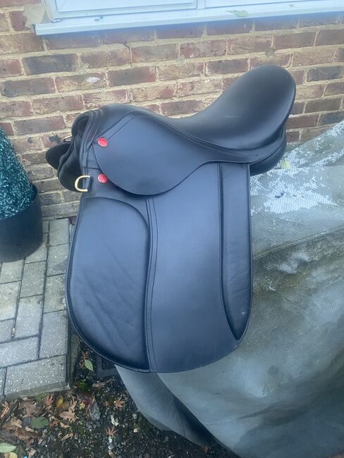 16.5 wide gullet leather saddle, Windsor , Donna , Vielseitigkeitssattel (VS), Horley, Abbildung 2