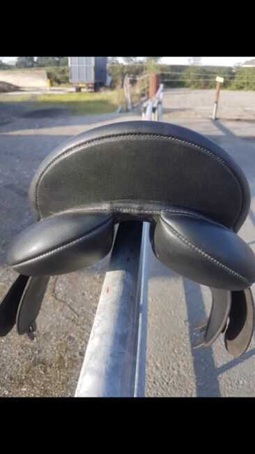 16.5” wintec saddle black, Wintec Wintec, Shelby stokes, All Purpose Saddle, Manchester , Image 5