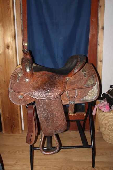 16" circle Y pleasure saddle, Circle Y, Sara, Western Saddle, Republic