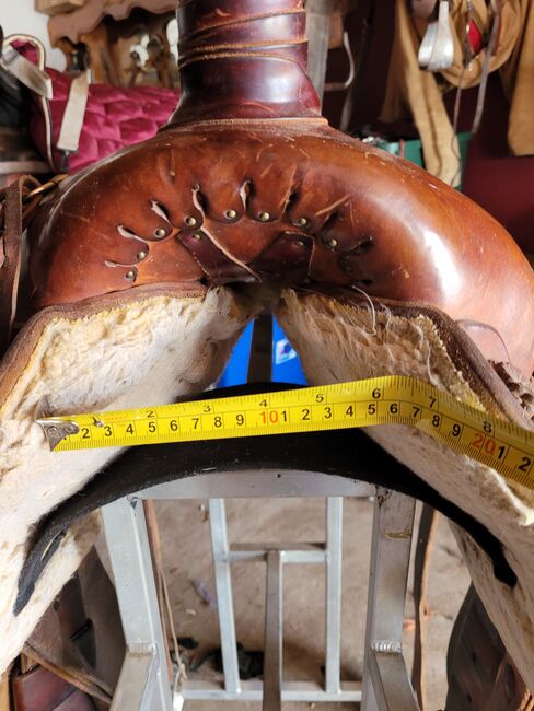 16 in gel seat Colorado roping saddle, Colorado  Comfort Gel seat roper, Dani, Western Saddle, Merritt, Image 8