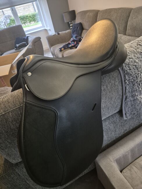 16" Wintec Saddle, Wintec  250 Pony, Amanda Russell, Other Saddle, Coatbridge , Image 4