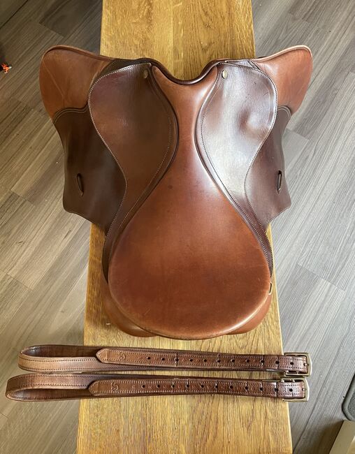 17.5” Bates Caprilli CAIR jump saddle, Bates Caprillli, Marianne Rowntree, Jumping Saddle, Plymouth, Image 8