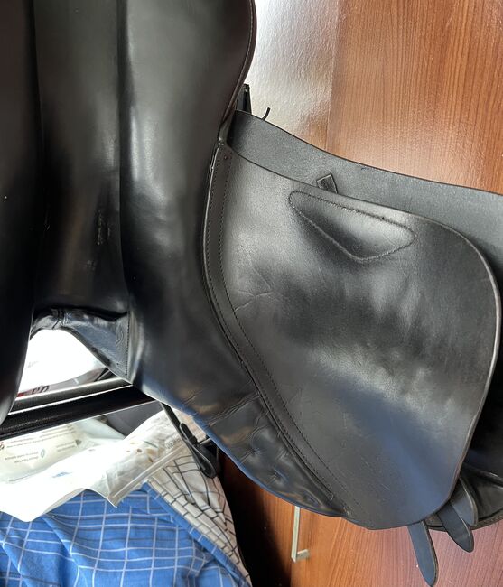 17.5” Black Albion medium saddle, Albion, Claire , All Purpose Saddle, South Shields , Image 6