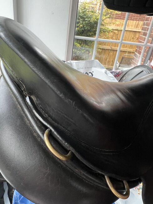 17.5” Black Albion medium saddle, Albion, Claire , All Purpose Saddle, South Shields , Image 2