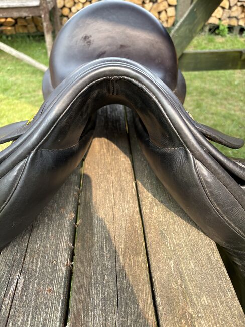 17.5 inch Black Country Dressage Saddle, Black Country, H Bain, Dressursattel, Ripon, Abbildung 4