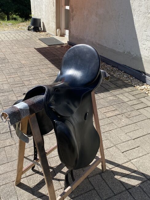 Dressursattel von Kieffer mit 17,5 Zoll, Kieffer Dressursattel , Anastasia Diepold , Dressage Saddle, Camburg , Image 3