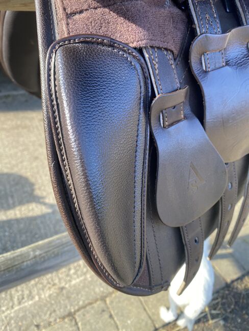 17” ARENA Saddle Excellent condition!, Arena  Arena Cob GP, Bobby, Vielseitigkeitssattel (VS), Haverhill , Abbildung 10