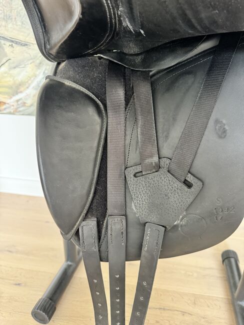 17 Zoll Jaguar/ Harry Dabbs AJ Gold Sport WB Sattel, Jaguar / Harry Dabbs  AJ Gold Sport WB, Anne-sofie Hohl, Dressage Saddle, Buxtehude, Image 5