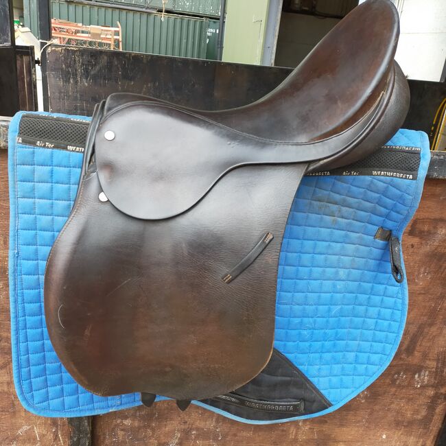 17" leather saddle, Hastilow, Almut, All Purpose Saddle, Exeter, Image 3