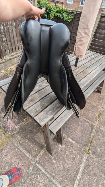 17" Thorowgood T8 Jump Saddle, Thorowgood , Megan Borland, Jumping Saddle, Carlton, Image 7