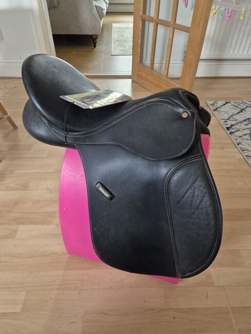 17" Wintec changeable gullet saddle with 2 gullets, Wintec Easy Change , Saphron , Other Saddle, Helsby, Image 4