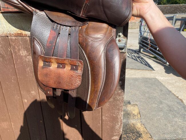 17inch brown English leather saddle, Rosie, Siodła wszechstronne, Blunsdon St Andrew, Image 4