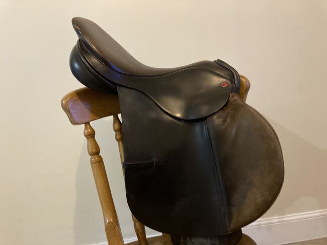 18” Albion jump saddle, Albion, su lewis, Springsattel, ashbourne , Abbildung 4