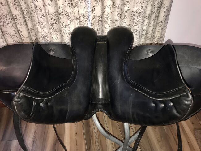 18” Detente Isis dressage, Detente Isis, Sarah, Dressage Saddle, Warren, Image 4