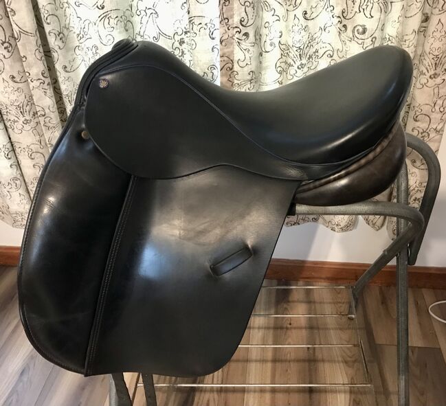 18” Detente Isis dressage, Detente Isis, Sarah, Dressage Saddle, Warren, Image 13