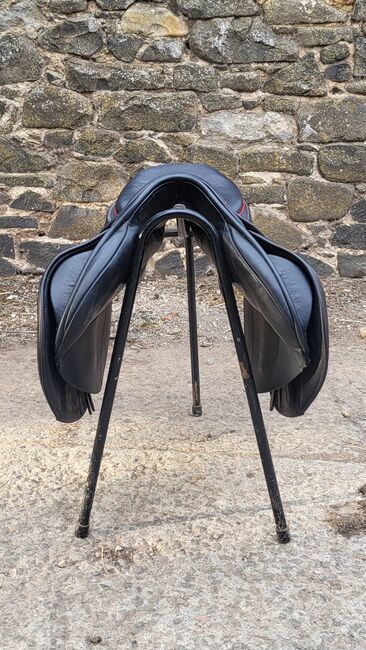 18" Ideal Impala Jump Saddle, Ideal Impala 1450, Louise Watt, Jumping Saddle, Musselburgh, Image 7