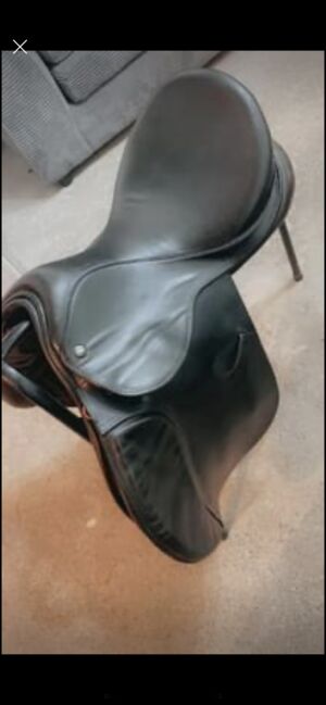 18 inch black ideal saddle, Ideal , Louise Gibbons, Siodła wszechstronne, Loughborough, Image 7