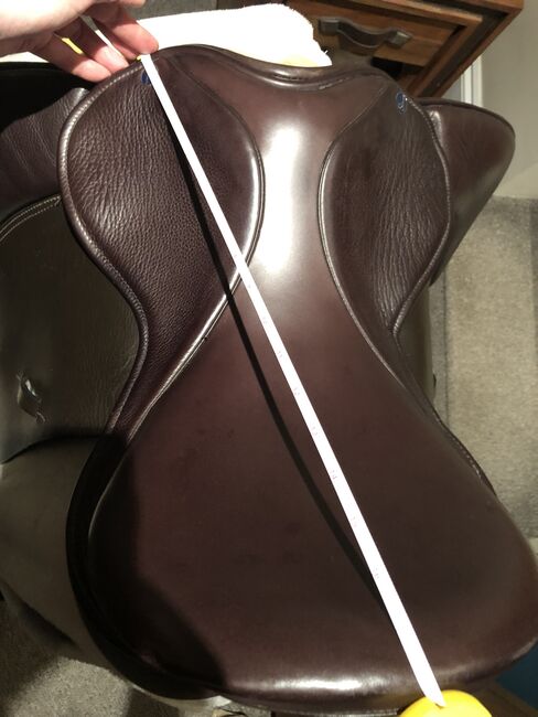 18” silhouette brown very wide saddle, Silhouette VSD , Samantha Leck , All Purpose Saddle, Gateshead, Image 8