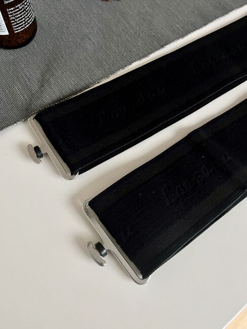 2 Loesdau Deckengurte elastisch einstellbar schwarz, Loesdau, Rahel, Pferdedecken, Köln, Abbildung 4