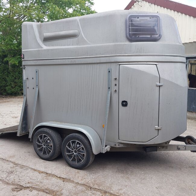 Gebr. 2 Pferdeanhänger, La Jordi Laura, Bjoern Koennecker , Horse Trailers, Ronnenberg , Image 2