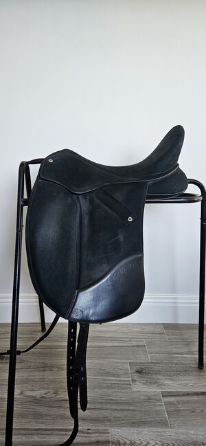 2021 Wintec Isabell Werth Dressage Saddle Bundle (17"/ CAIR), Wintec Isabell Werth, Donna, Dressage Saddle, Dublin 1