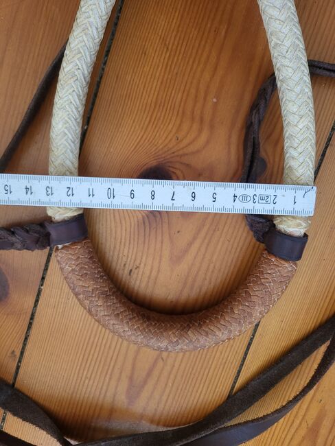 3/8 Bosal von Micha Nagel, Micha Nagel Bosal mit mittlerem Flex, Andrea Textor, Gebisslose Zäumungen, Grünberg, Abbildung 2
