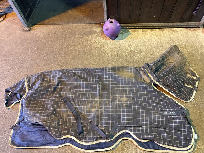 300g 6ft rhino turnout rug, Charlotte, Pferdedecken, Farnham