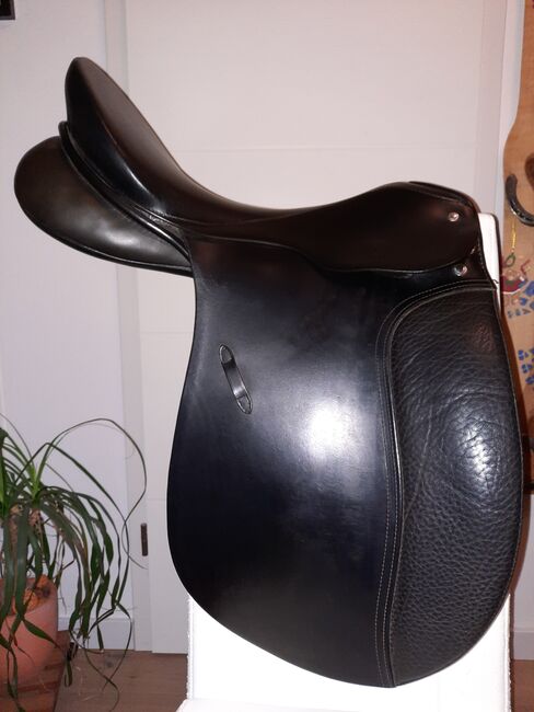 A-Tempi Dressursattel 18", Passier & Sohn A-Tempi, Sabrina, Dressage Saddle, Garstedt