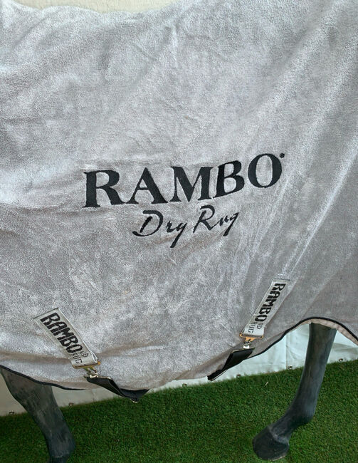 Abschwitzdecke 'RAMBO HORSEWARE', Horseware Rambo Rug, Conna Gschwend (PferdeMenschen - SecondHandShop für Pferd&Reiter), Pferdedecken, Friedberg, Abbildung 9