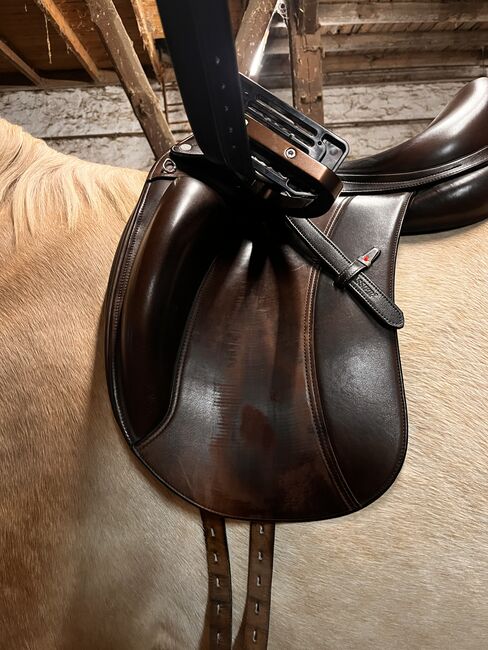Absolutes Schnäppchen! Selleria Equipe Olymp Dressursattel braun 17', Selleria Equipe Olymp, Lynn Marie, Dressage Saddle, Image 6