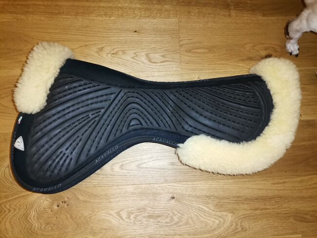 Acavallo CC Gel & Memory Foam Half Pad Eco-Wool - schwarz/natur, onesize, Acavallo, Linda Schuh, Inne podkładki pod siodło, Weil der Stadt 