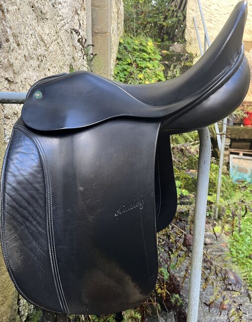 Ainsley Dressursattel Modell Vanguard verstellbarer Sattelbaum, Ainsley Vanguard, Baum Sonja, Dressage Saddle, Consdorf