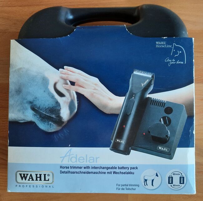 Akku Schermaschine von Wahl Professional - HorseLine mit 2 Akkus, Wahl, Marlies Fehner, Pflegeprodukte, Wagenfeld