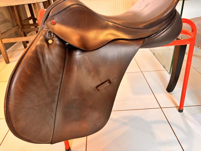 Albion 17.5 brown GP saddle, Albion K2 , Rin Hall, All Purpose Saddle, Brackley, Image 5