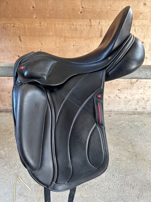 Albion Dressursattel Revelation Red Label, MW, 17.5 Zoll, Albion Revelation Red Label, Nicole , Dressage Saddle, Wien, Währing